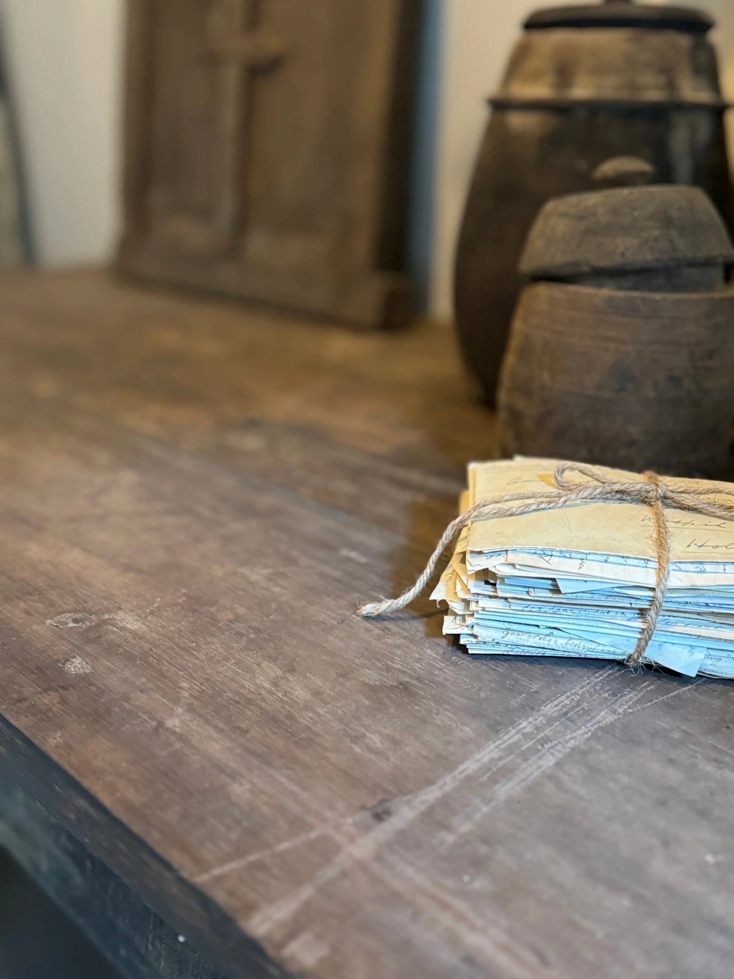 Writing table, Aura Peeperkorn 120 cm.
