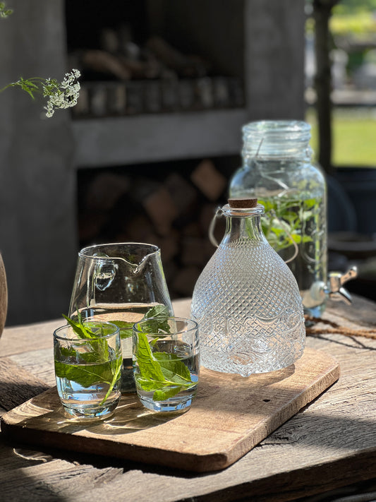 Wasp pot processed glass