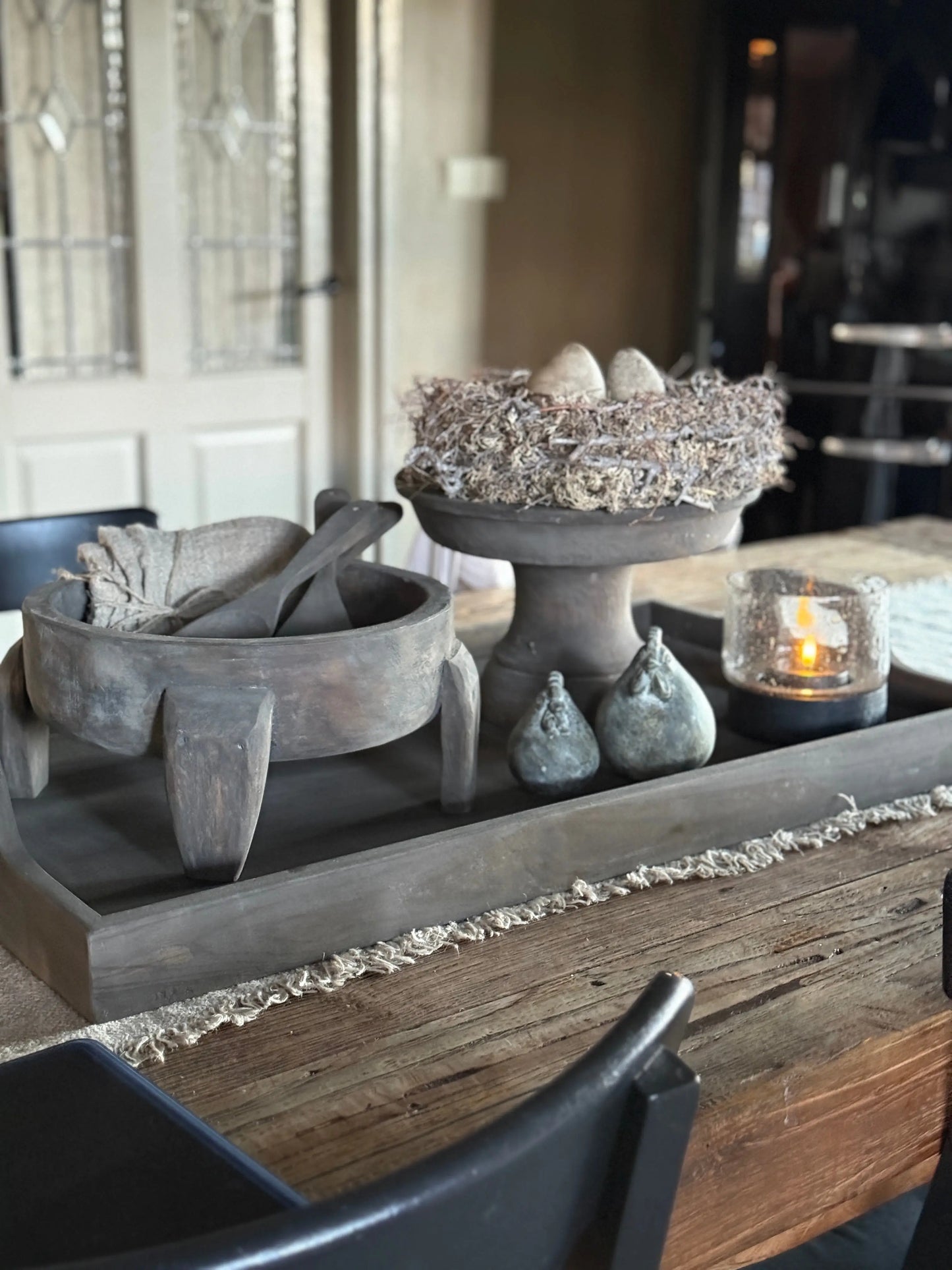 Wooden bowl on legs – Trapa Living – available in 2 sizes