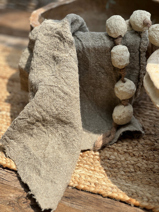 Shabby Cloth of Raw Linen – Unprinted