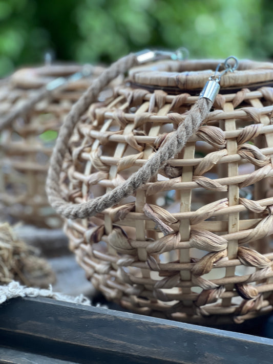 Tealight lantern, available in M and L