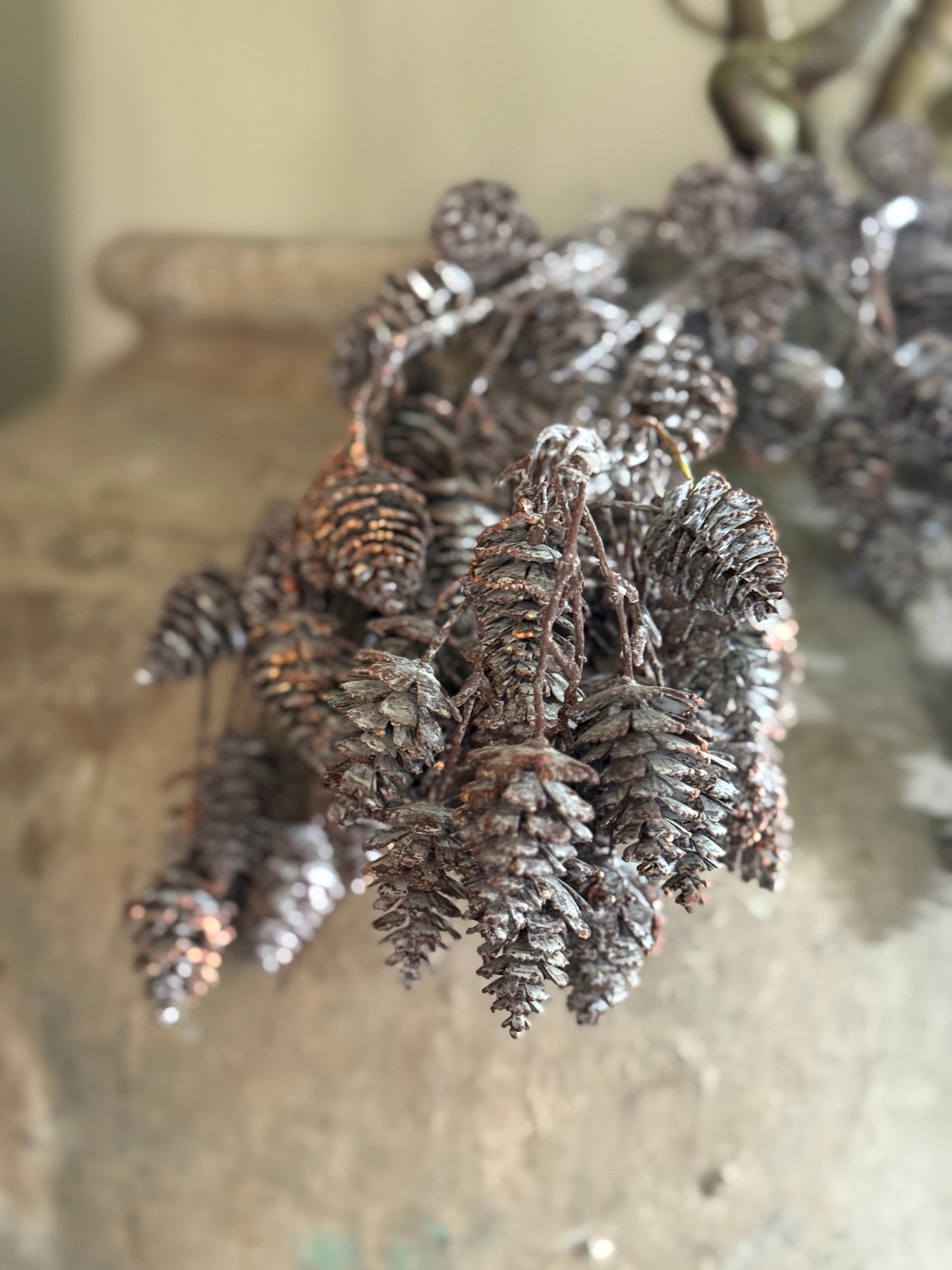 Pine cone branch artificial – approx. 90 cm