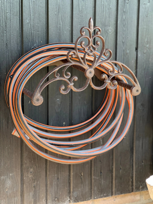 Garden hose holder
