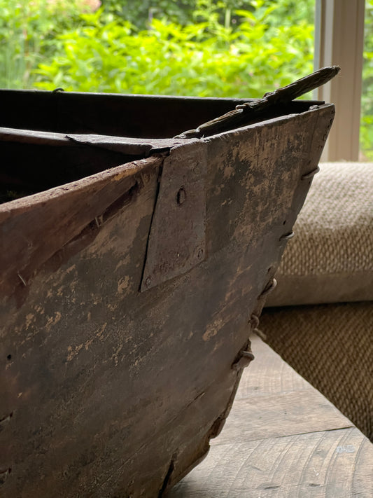 Old oriental rice bowl, low model