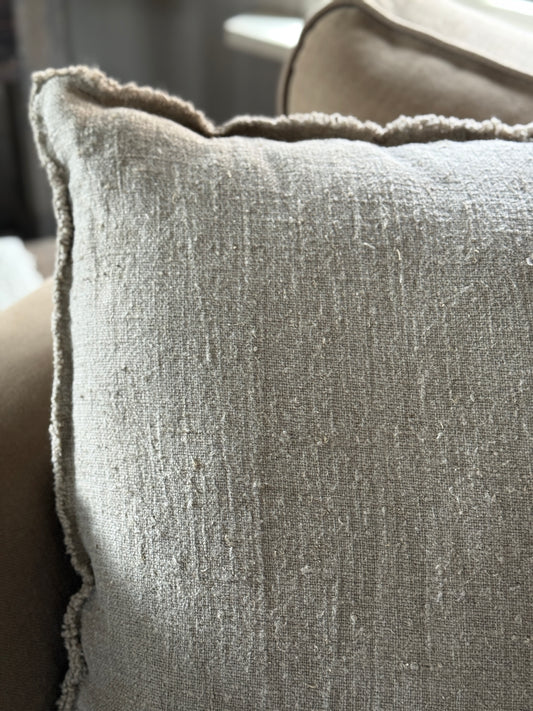 Shabby Cushion – Plain 60x60 cm.