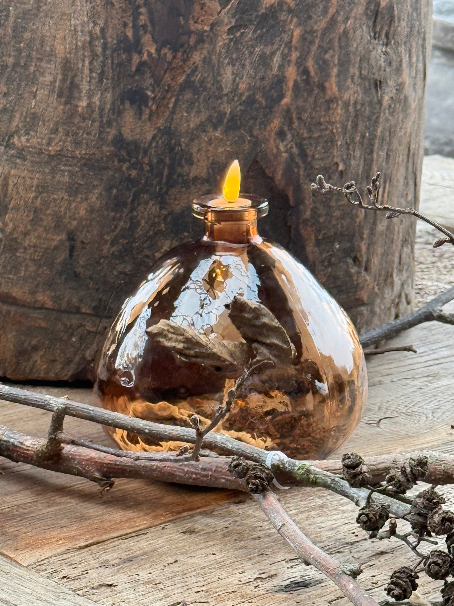 Glass teardrop lamp with LED candle, Brown