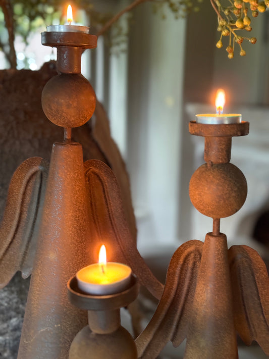 Atmospheric Angel of Rust