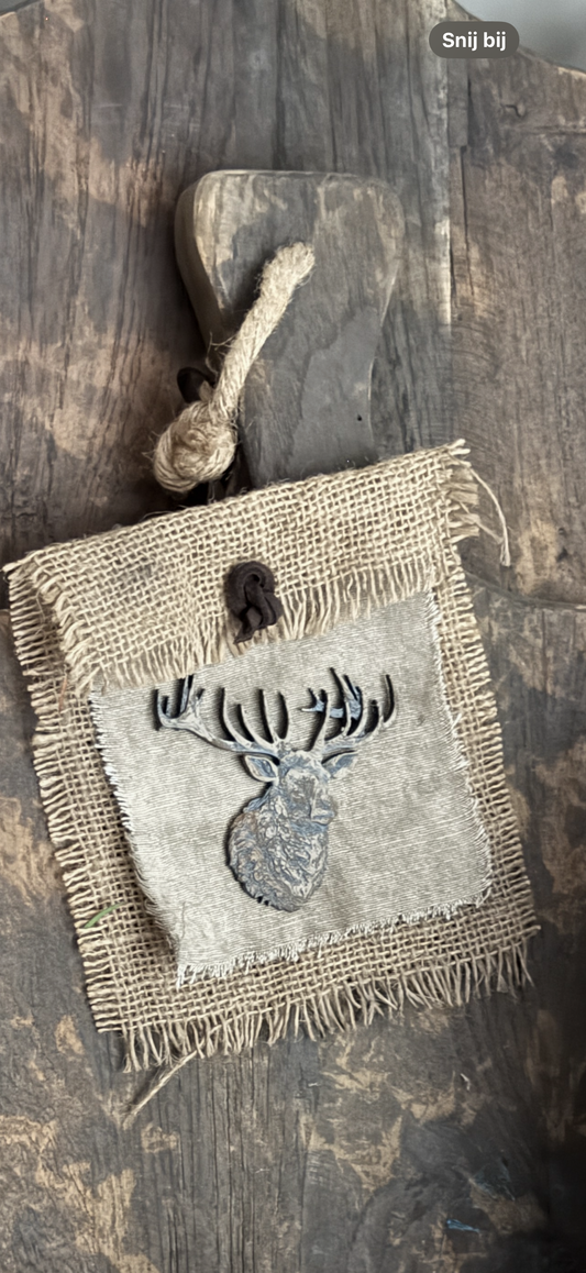 Chalk cloth with elk