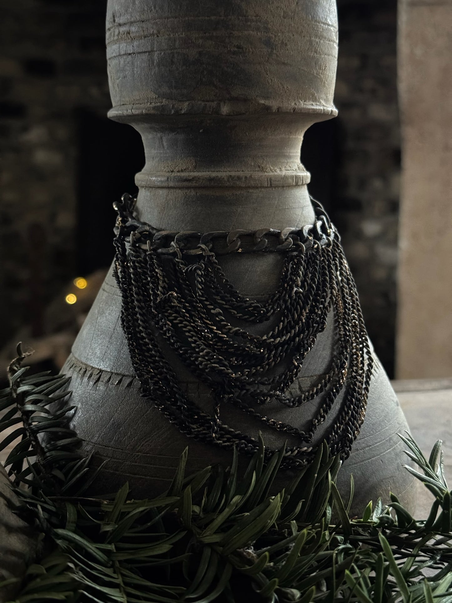 Candlestick with chain, left in the photo (LH2)