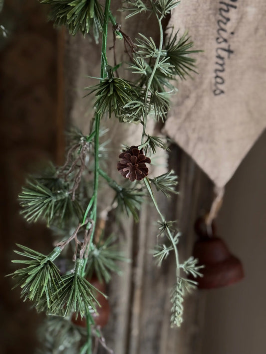 Girlande Pinus 180 cm.