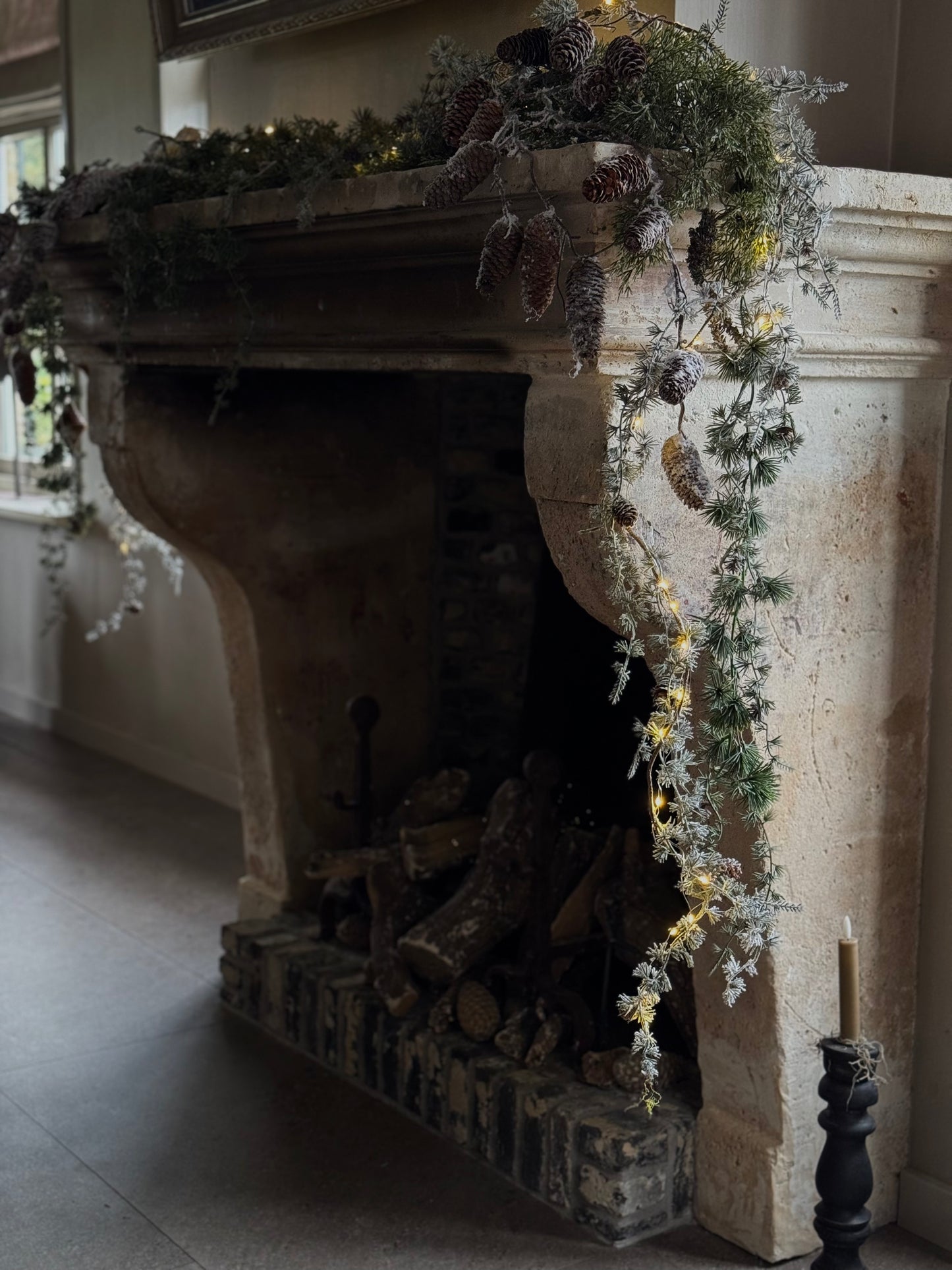 Garland pinus snow LED 200 cm.