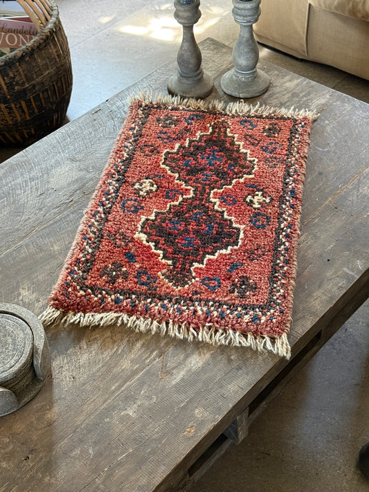 Oud Kelim Kleedje- donkerrode tinten