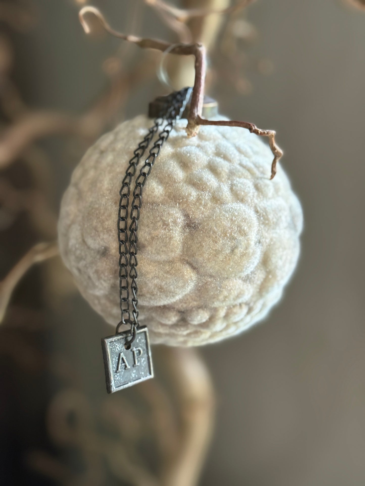 Christmas Ornament Round Small Aura Peeperkorn