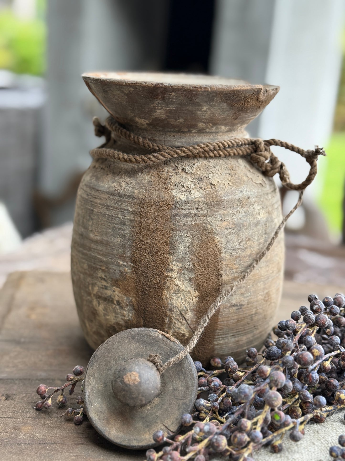 Old Nepalese pot with lid (LH1)
