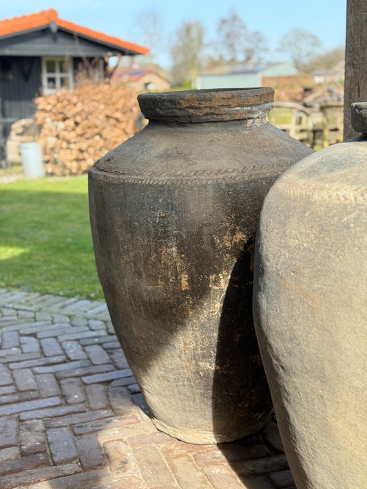 Authentic water jug (J)