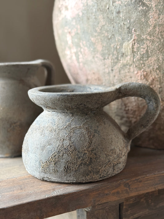 Can with ear (front in the photo)