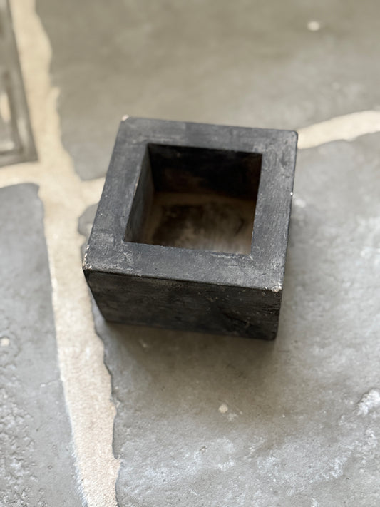 Soap dish stone look