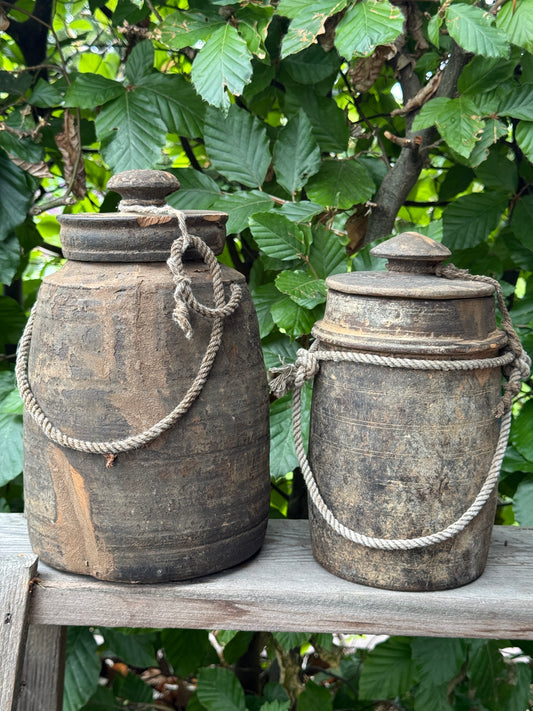 Old Nepalese Pot with Lid (2)