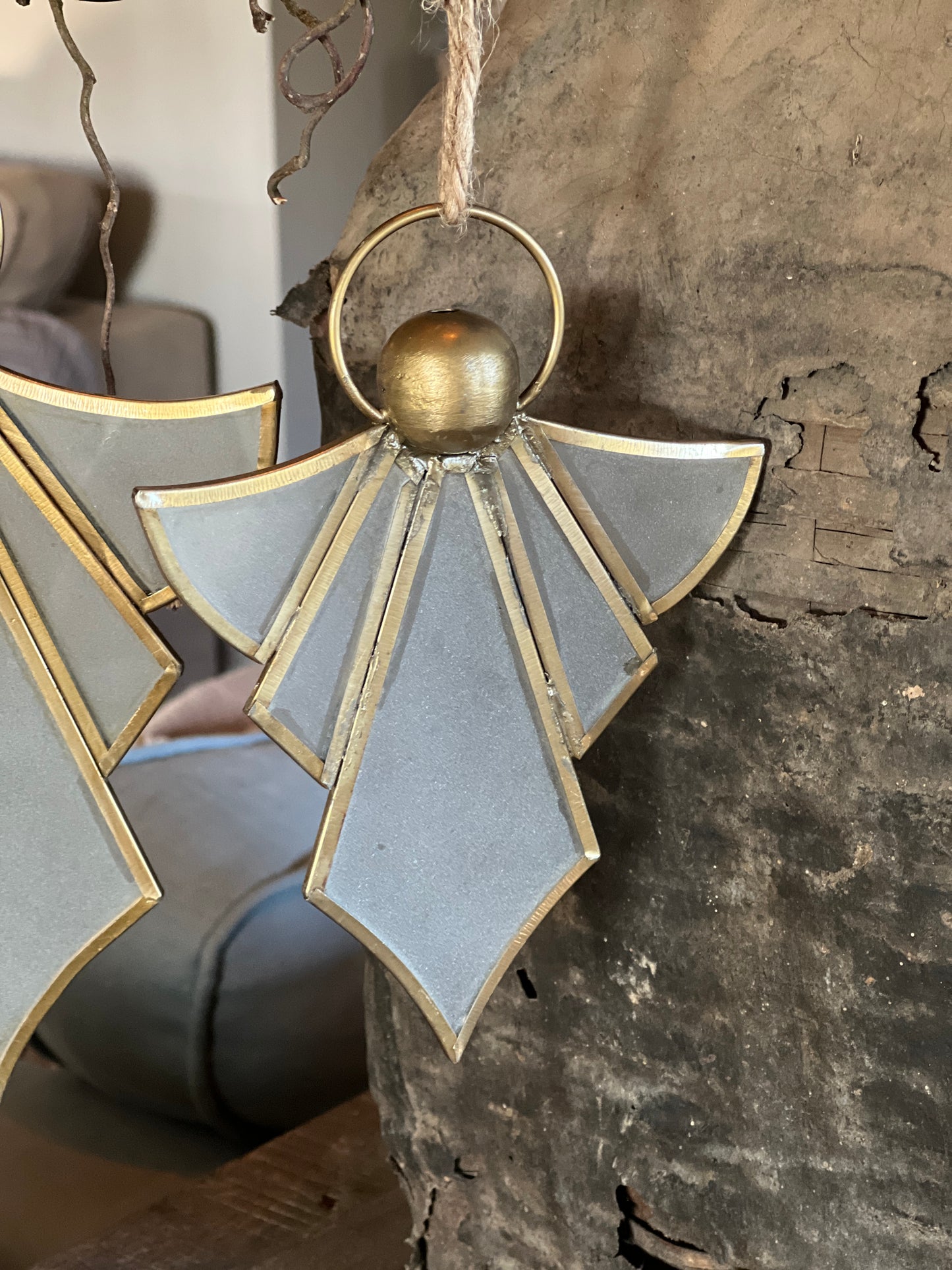 Angel pendant made of frosted glass and metal, available in M and L