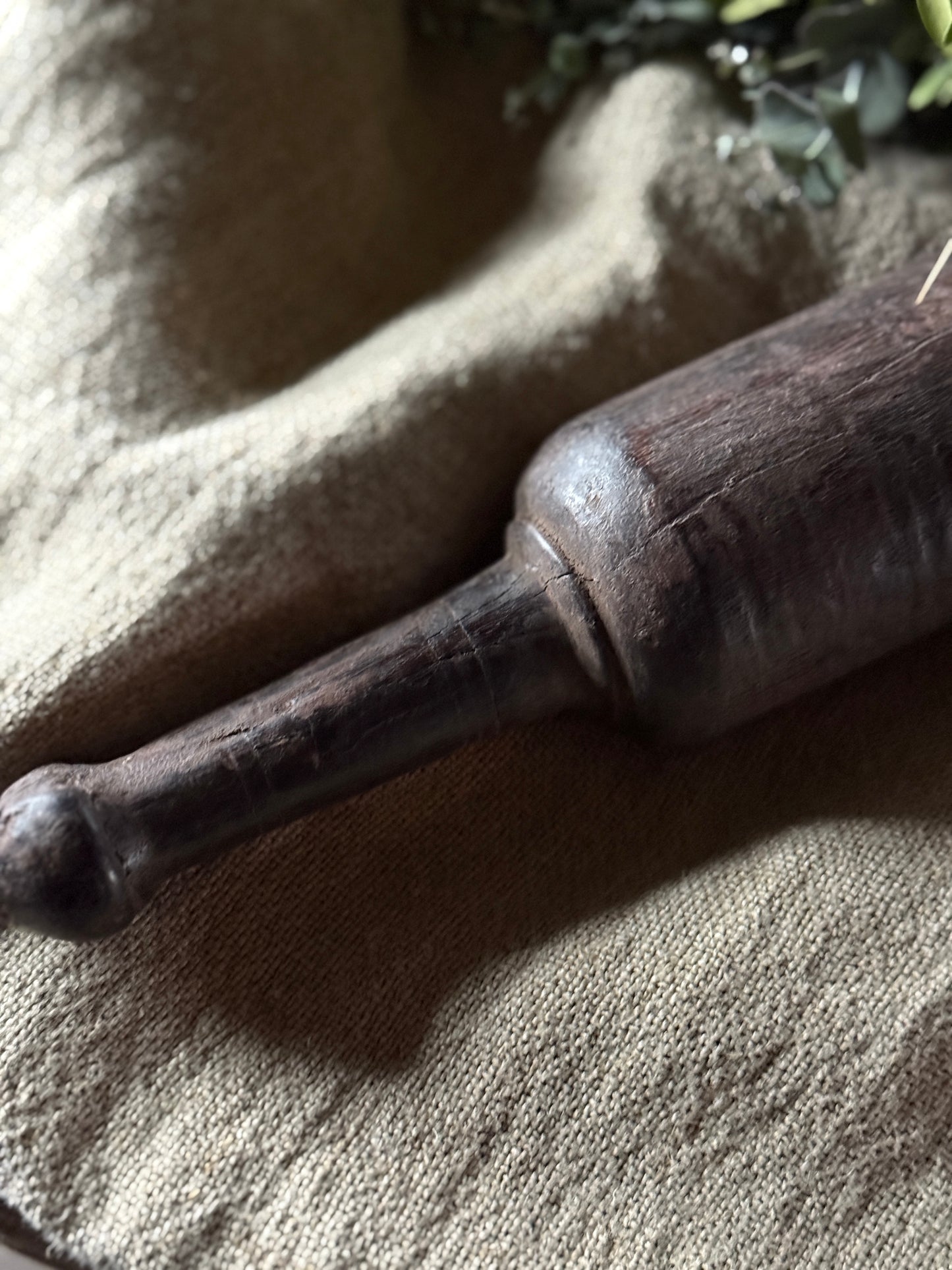 Old rolling pin – wood 36x5 cm