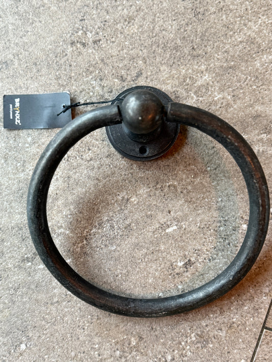 Metal Towel Ring – Brynxz – Ø18 cm
