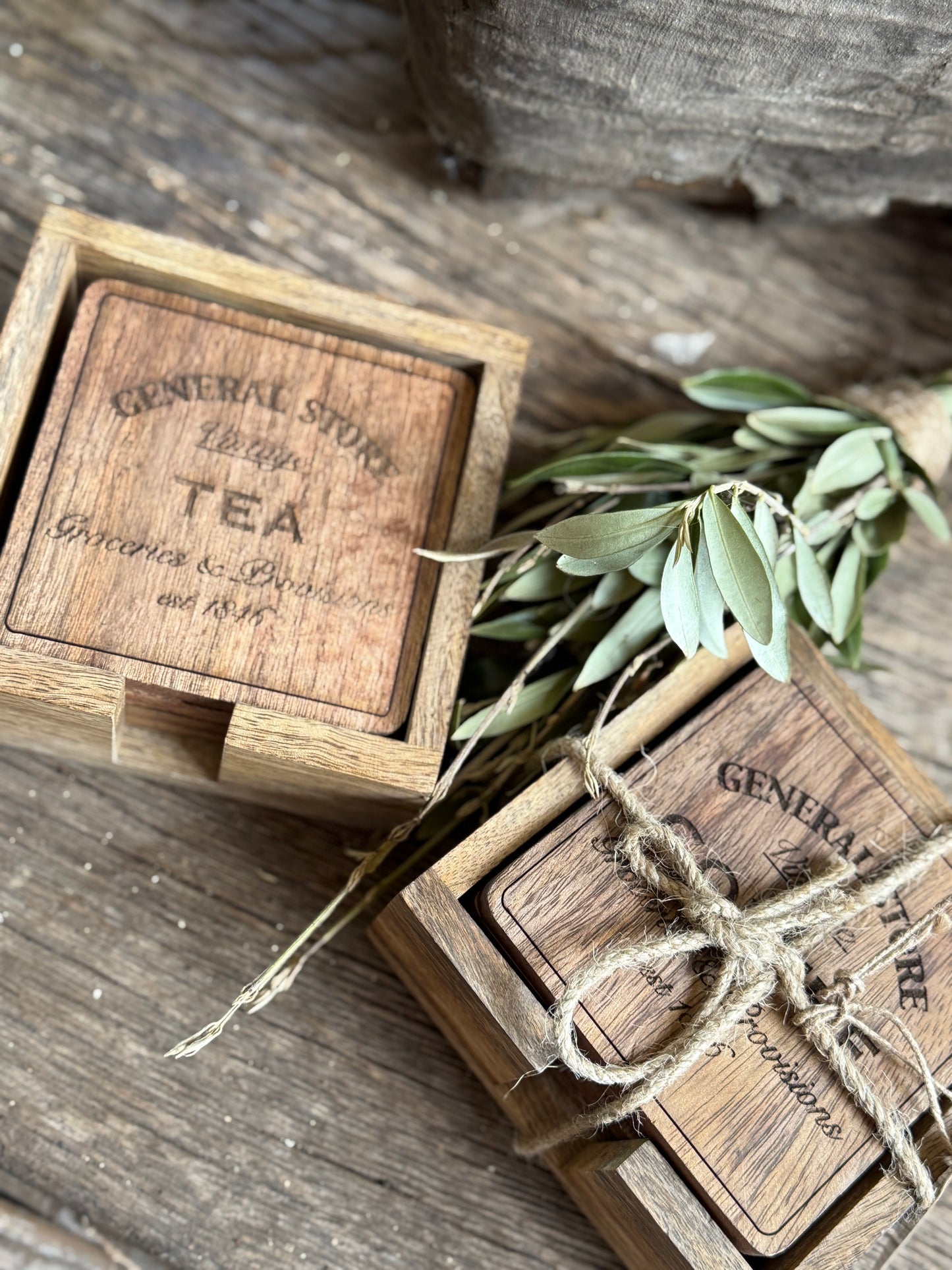 Wooden Coasters with Holder – Set of 4 – Coffee Design