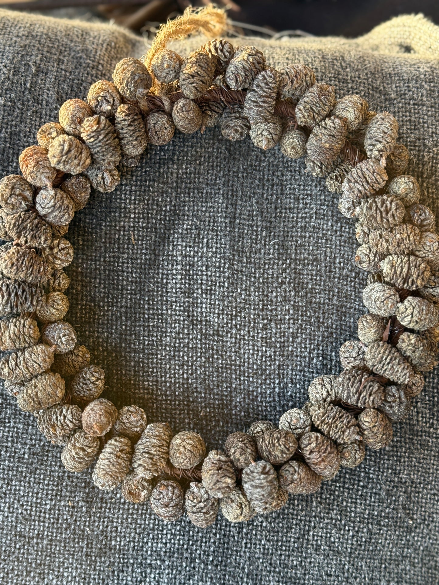 Fine Pine Cone Wreath – 20 cm
