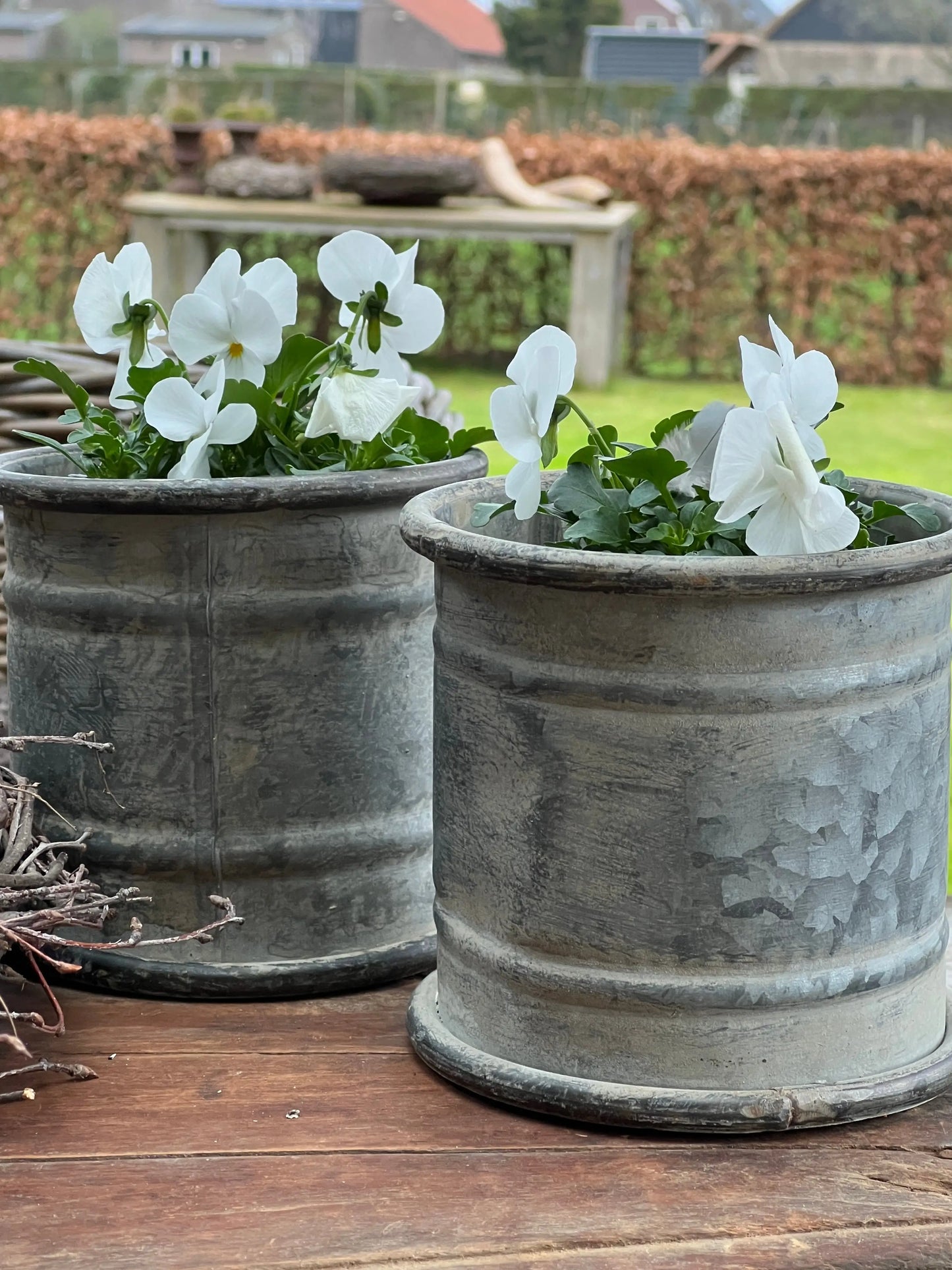 Metal pot, straight model