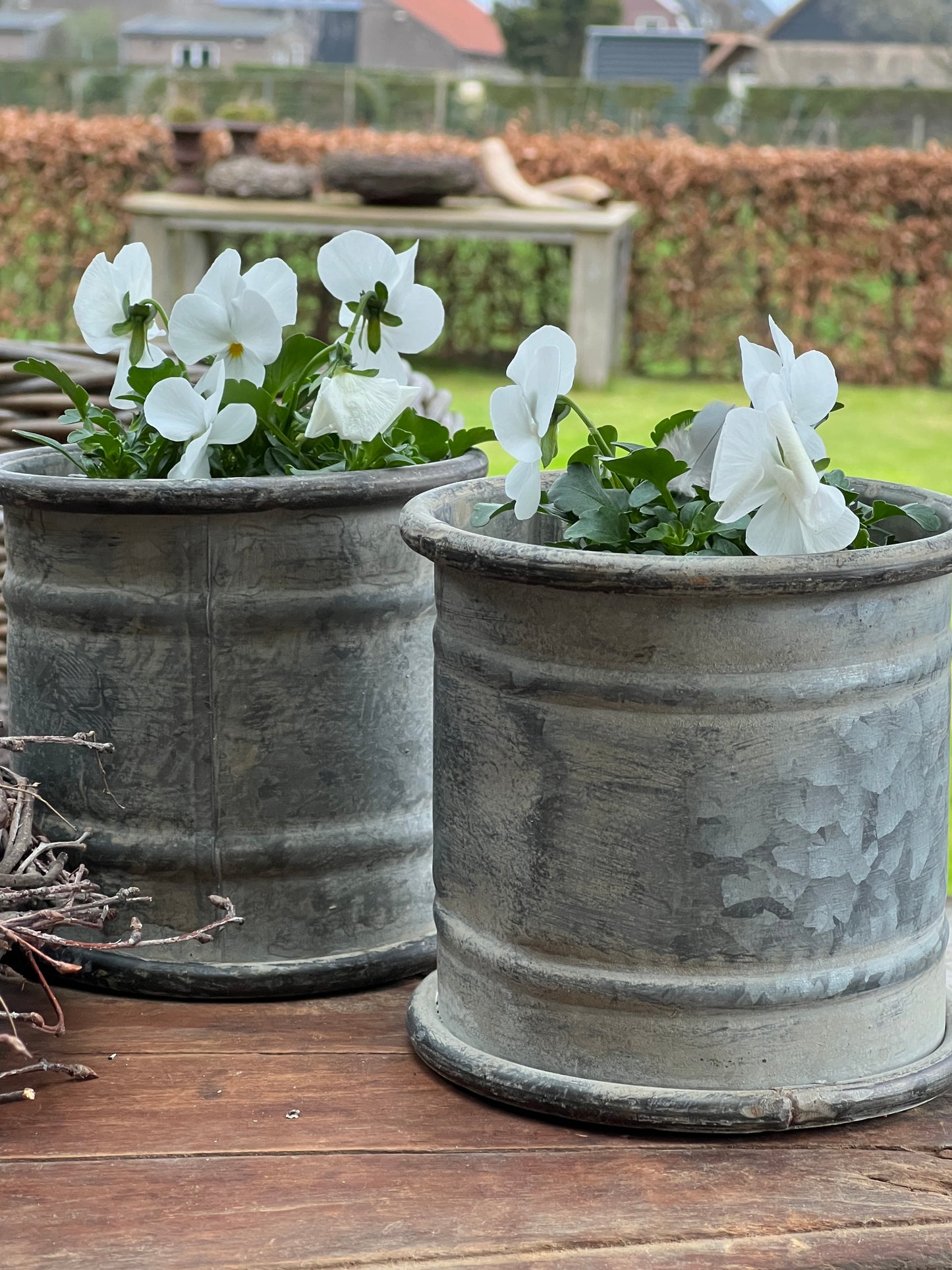 Metal pot, straight model