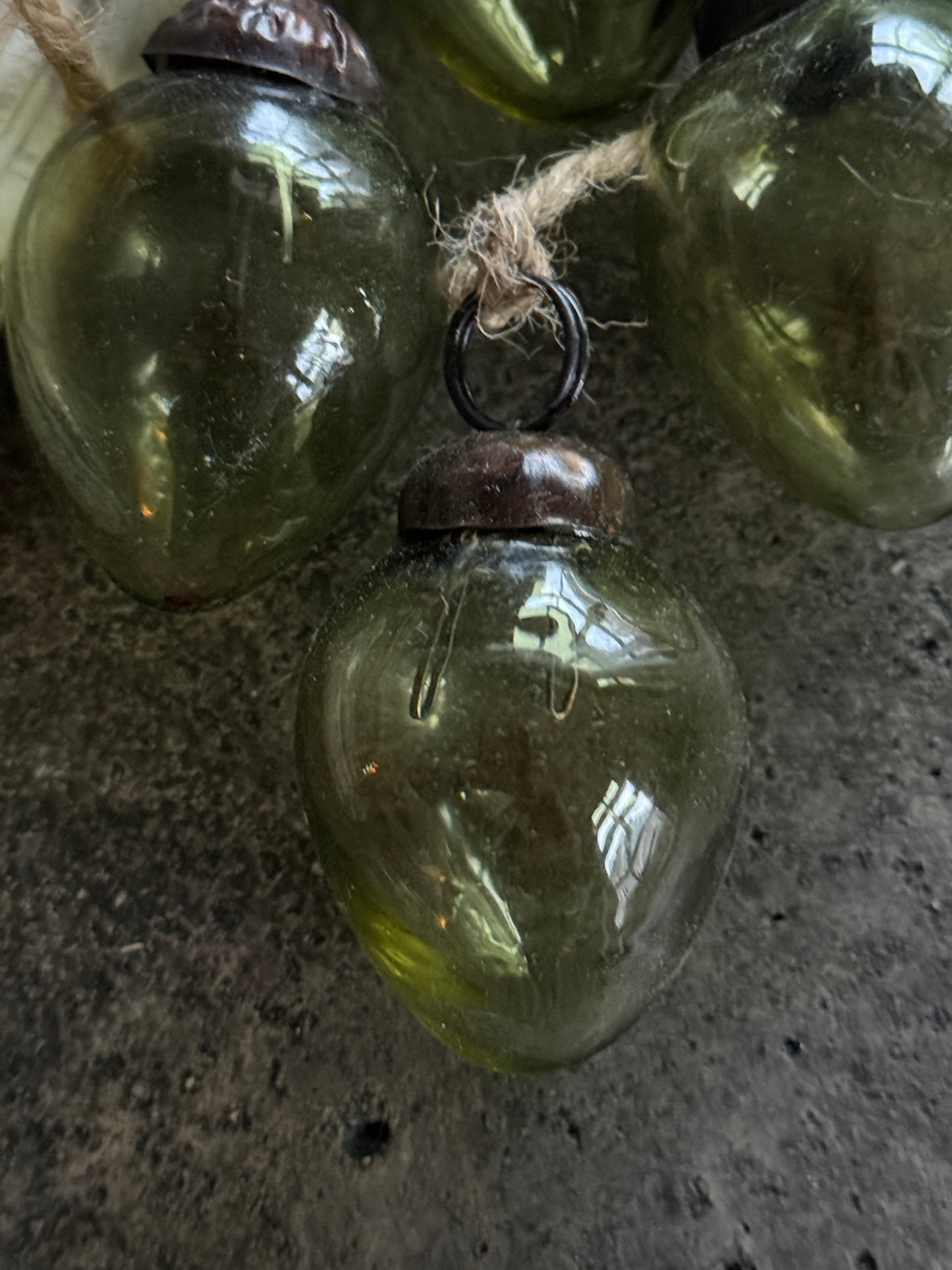 Bunch of glass eggs Green