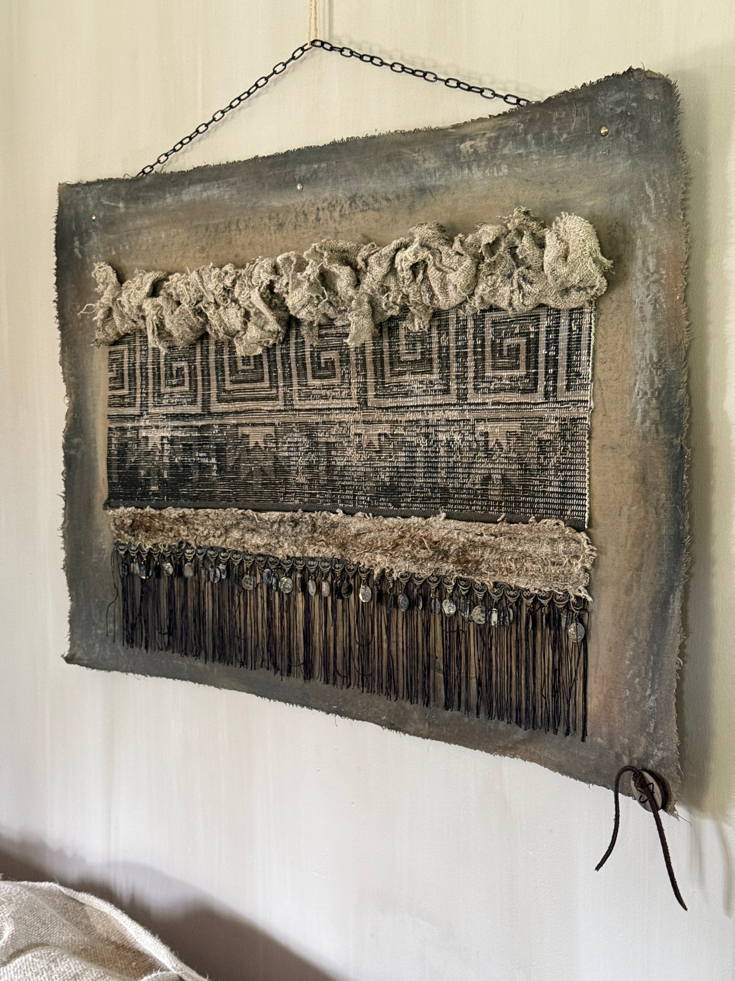 Chalk cloth with Shabby/Kelim fabric and coins made by San7