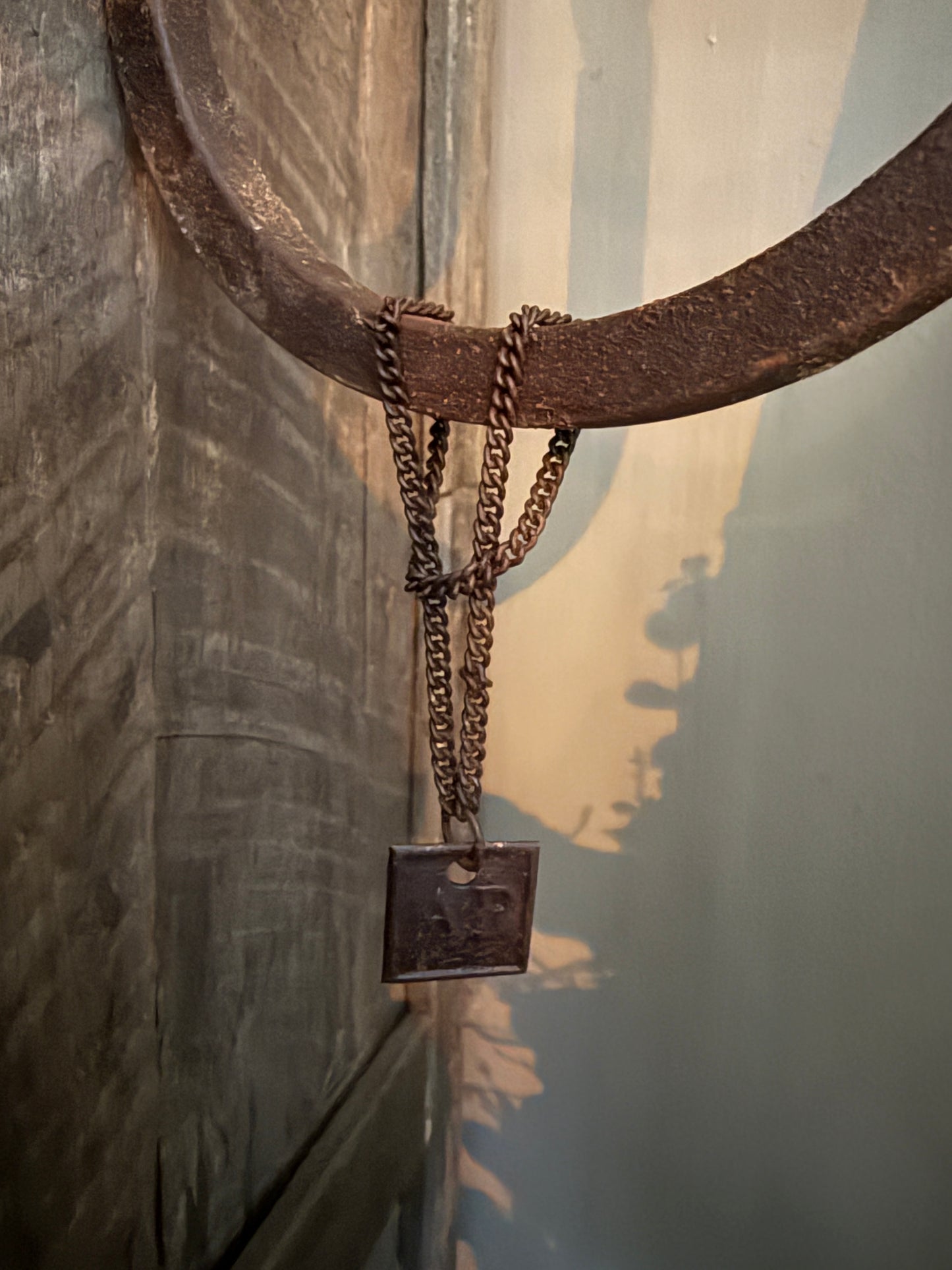 Luikhanger voor dinerkaars Aura Peeperkorn Verkrijgbaar in 2 maten