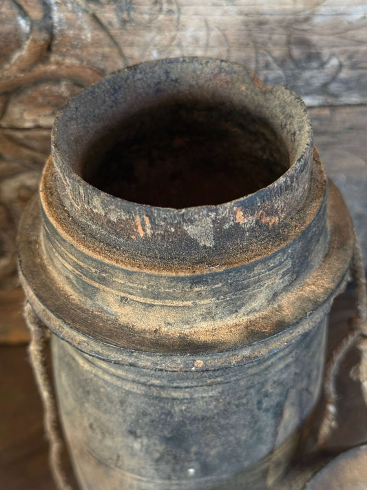 Old Nepalese jar with lid (LH19)