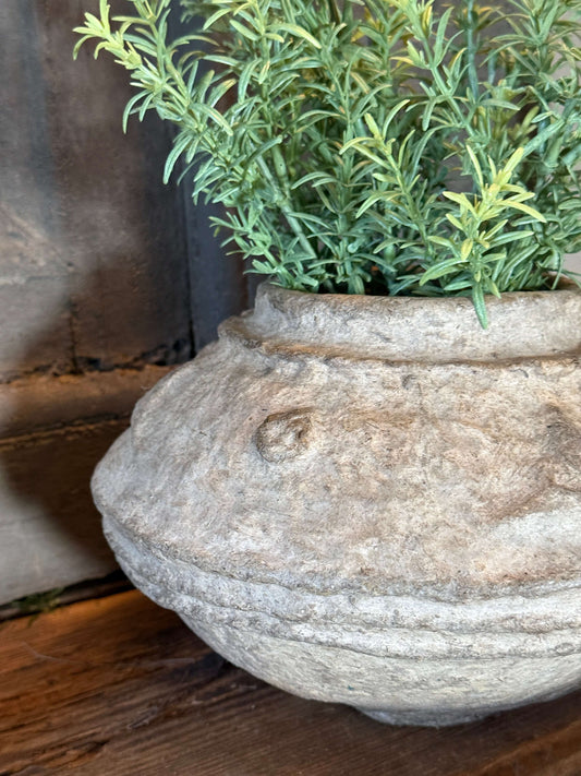 Papier-mâché pot (LH02)