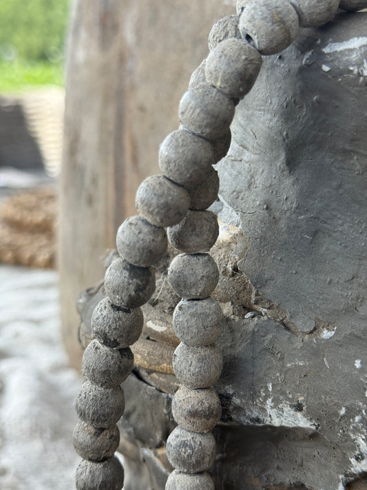 Wooden Bead Necklace – Mottled Light Gray