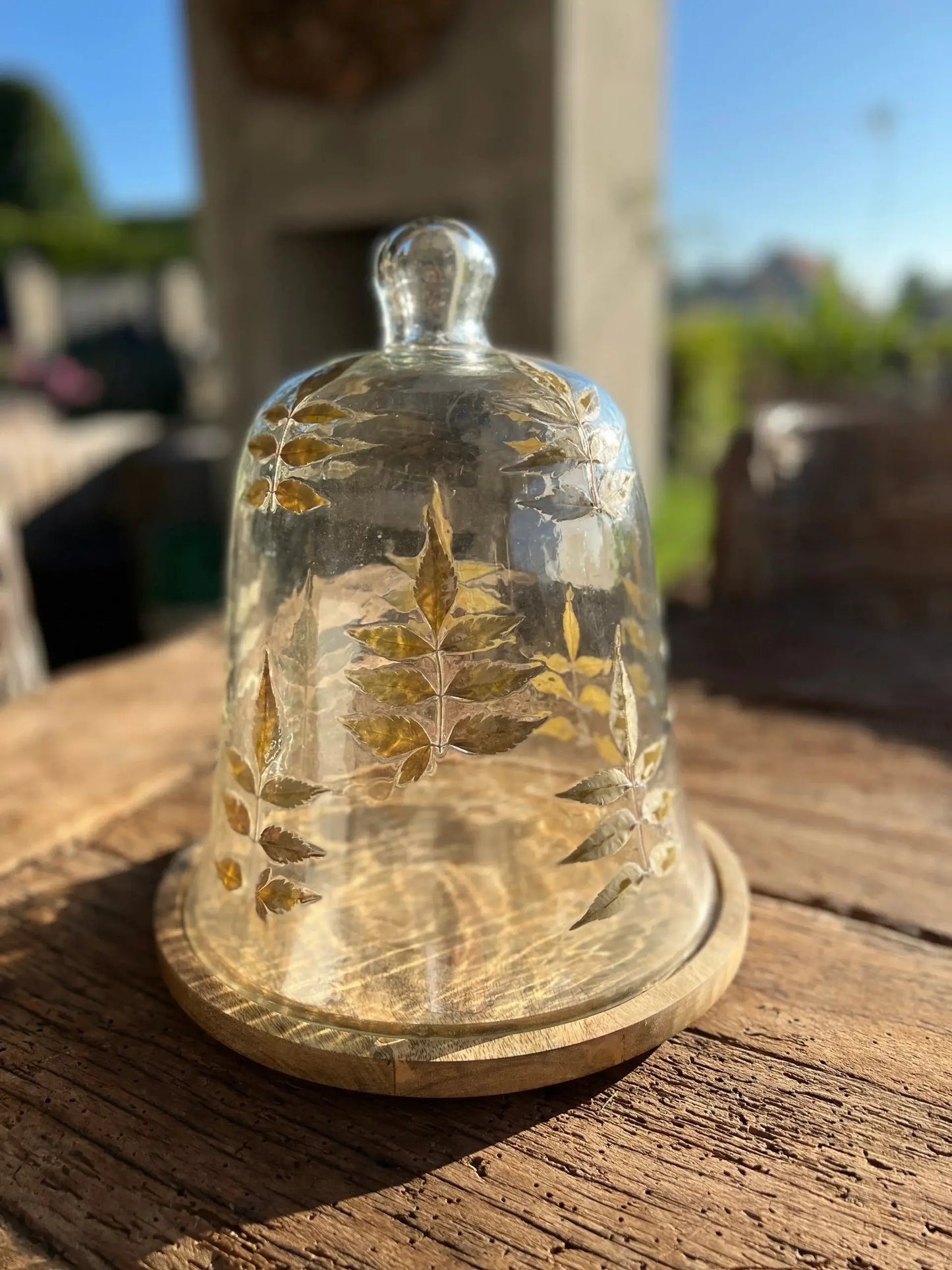 Clock dome with leaf available in M and L
