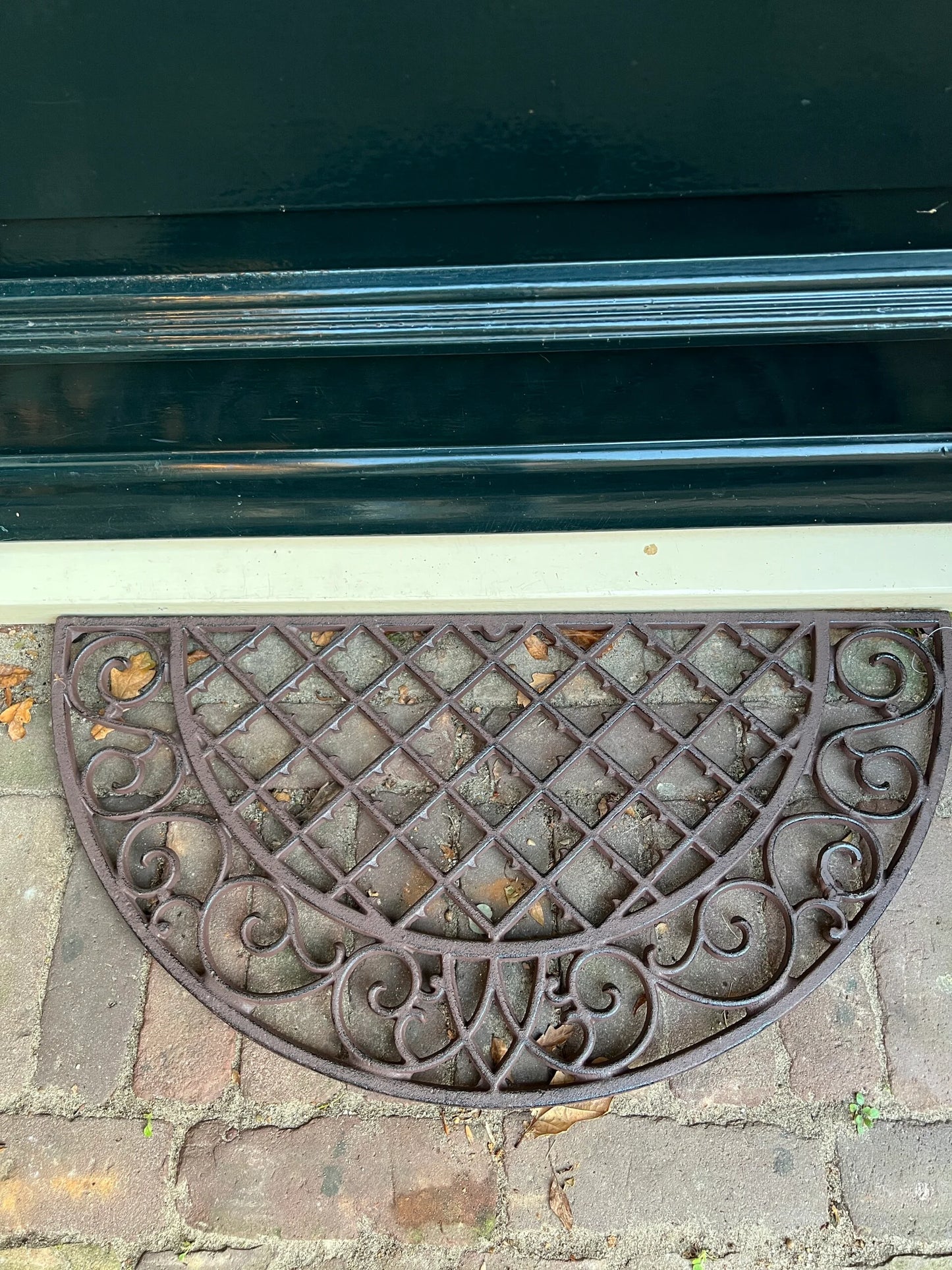 Half round cast iron doormat