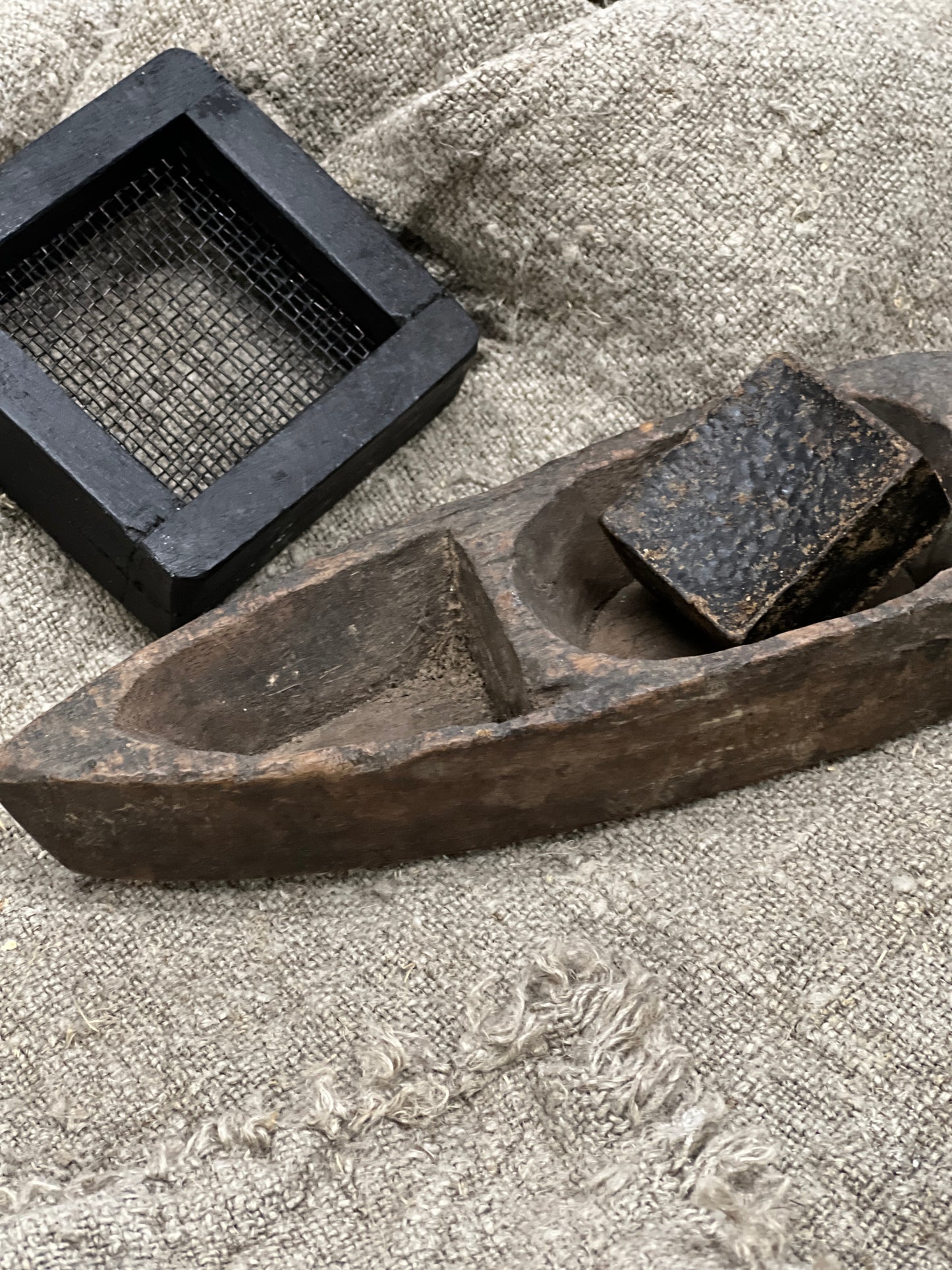 Amber block Black Musk