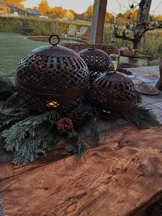 Decoration balls, set of 3 pieces