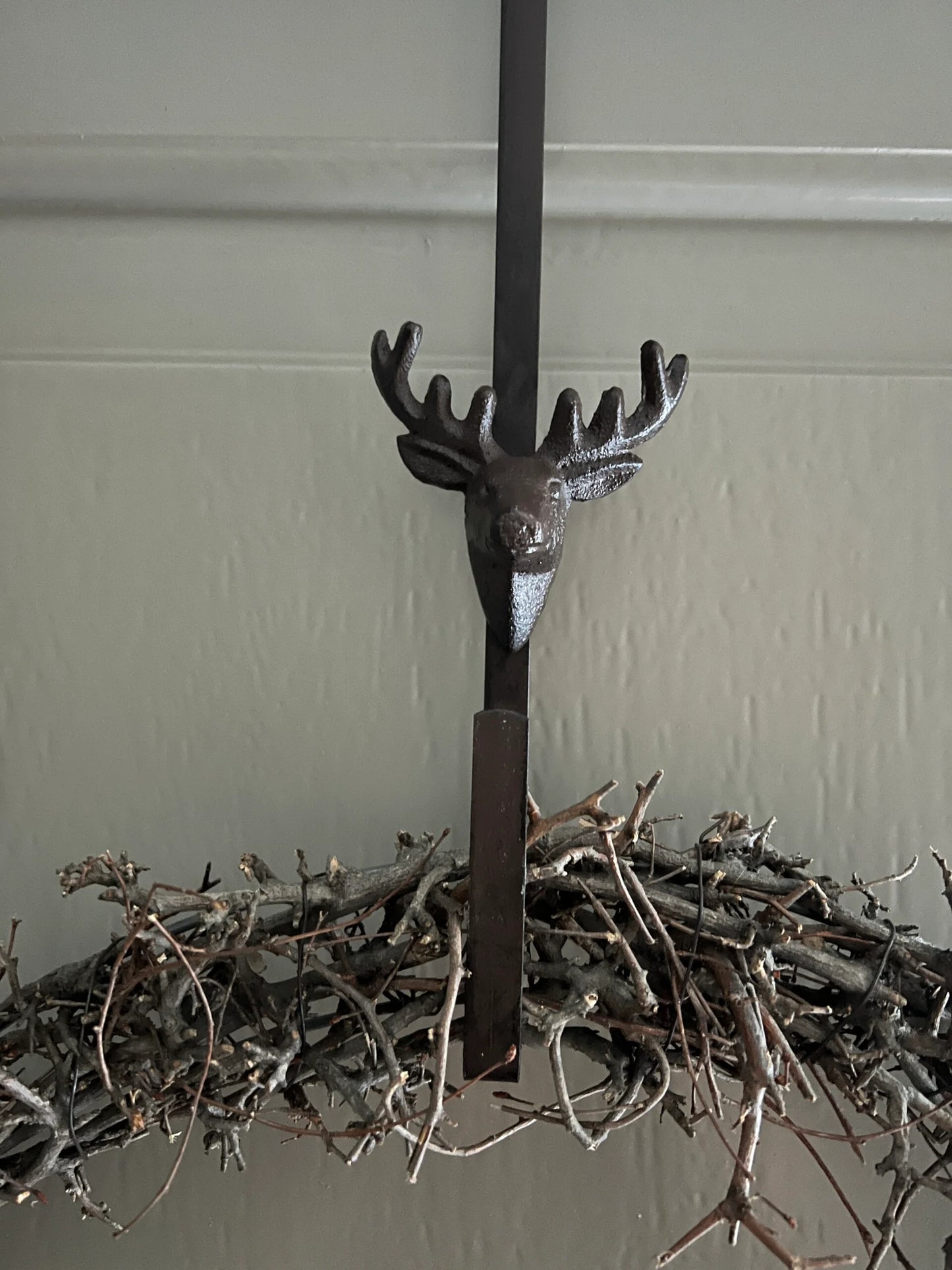 Door wreath hanger deer