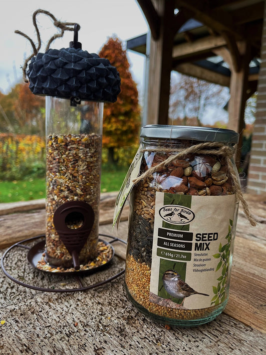 Bird food in glass jar, price per piece