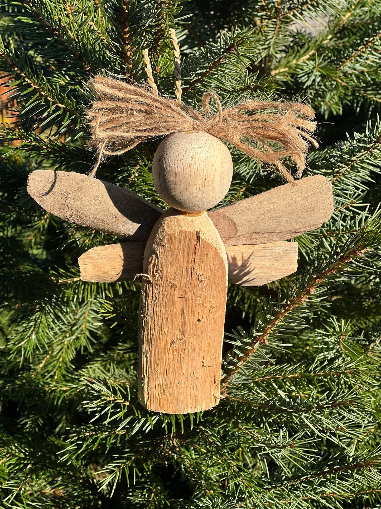 Weihnachtsanhänger Sternengel und Weihnachtsbaum