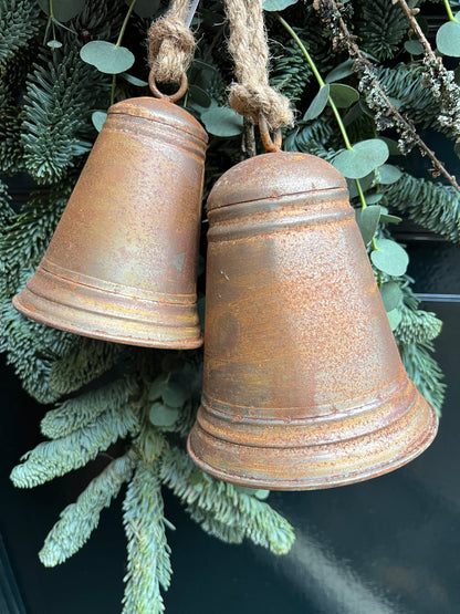 Bell rusted, available in M ​​and L