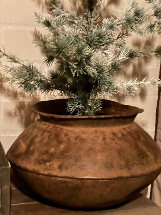 Metal pot