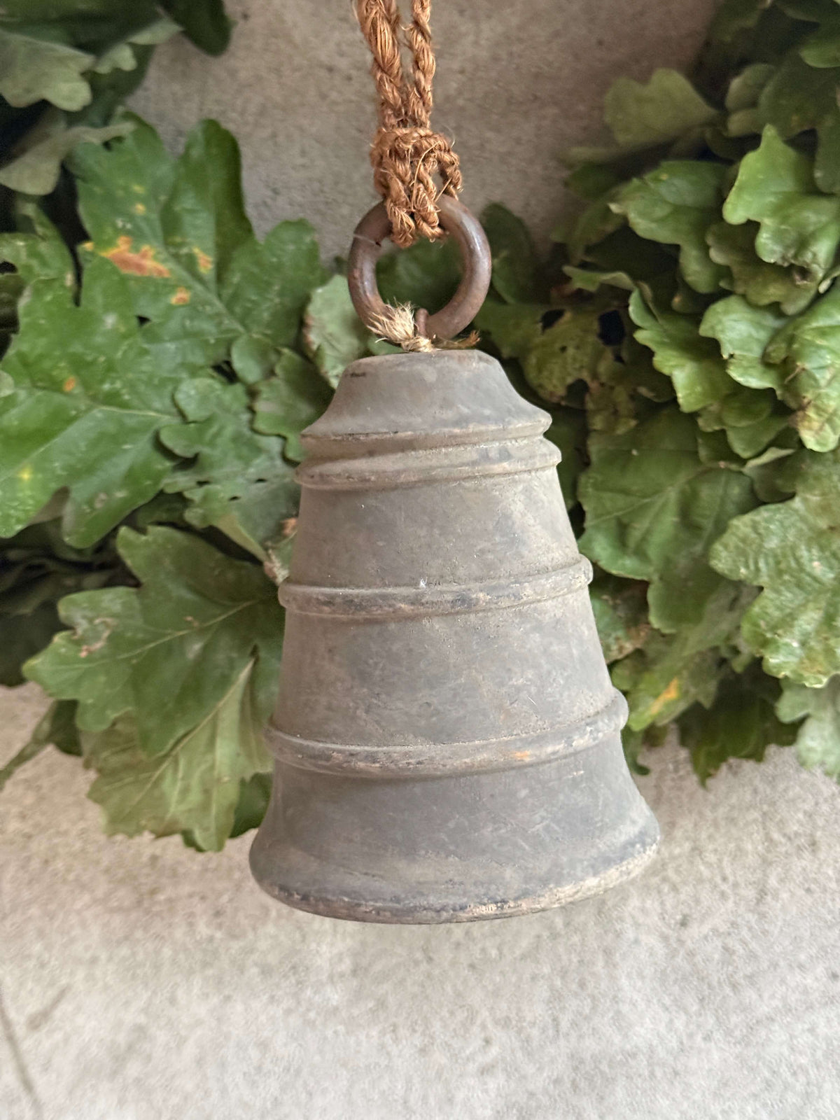Wooden Bell with Ribs-Be Uniq