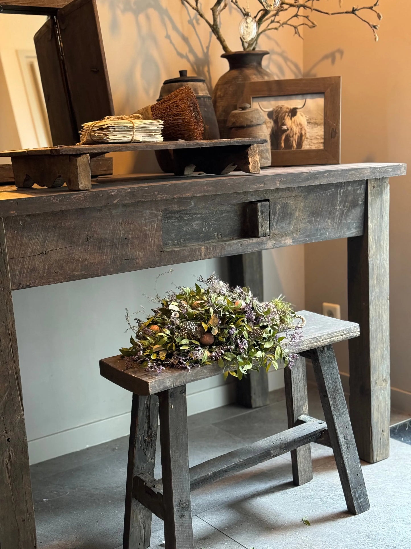 Writing table, Aura Peeperkorn 120 cm.