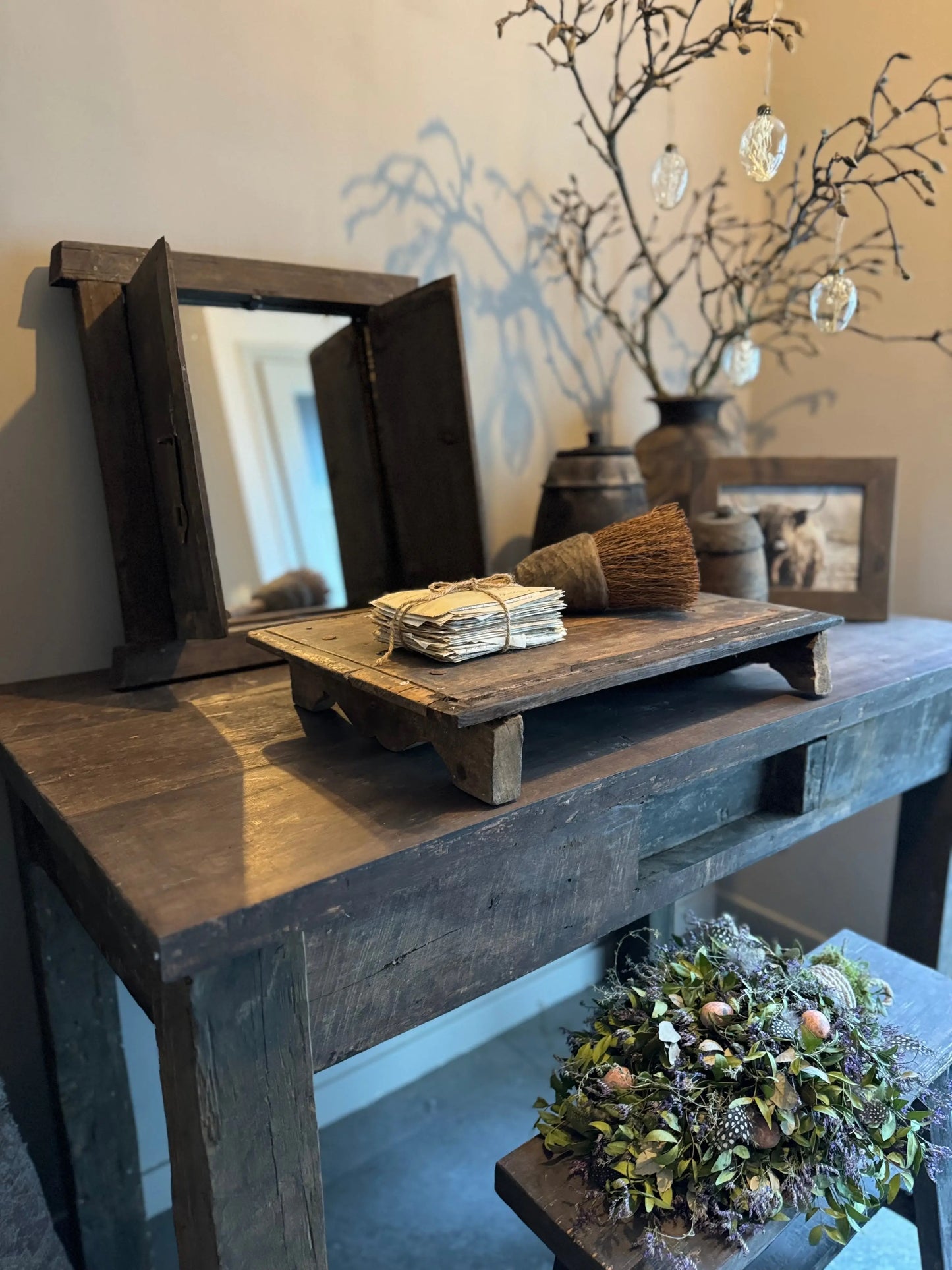 Writing table, Aura Peeperkorn 120 cm.