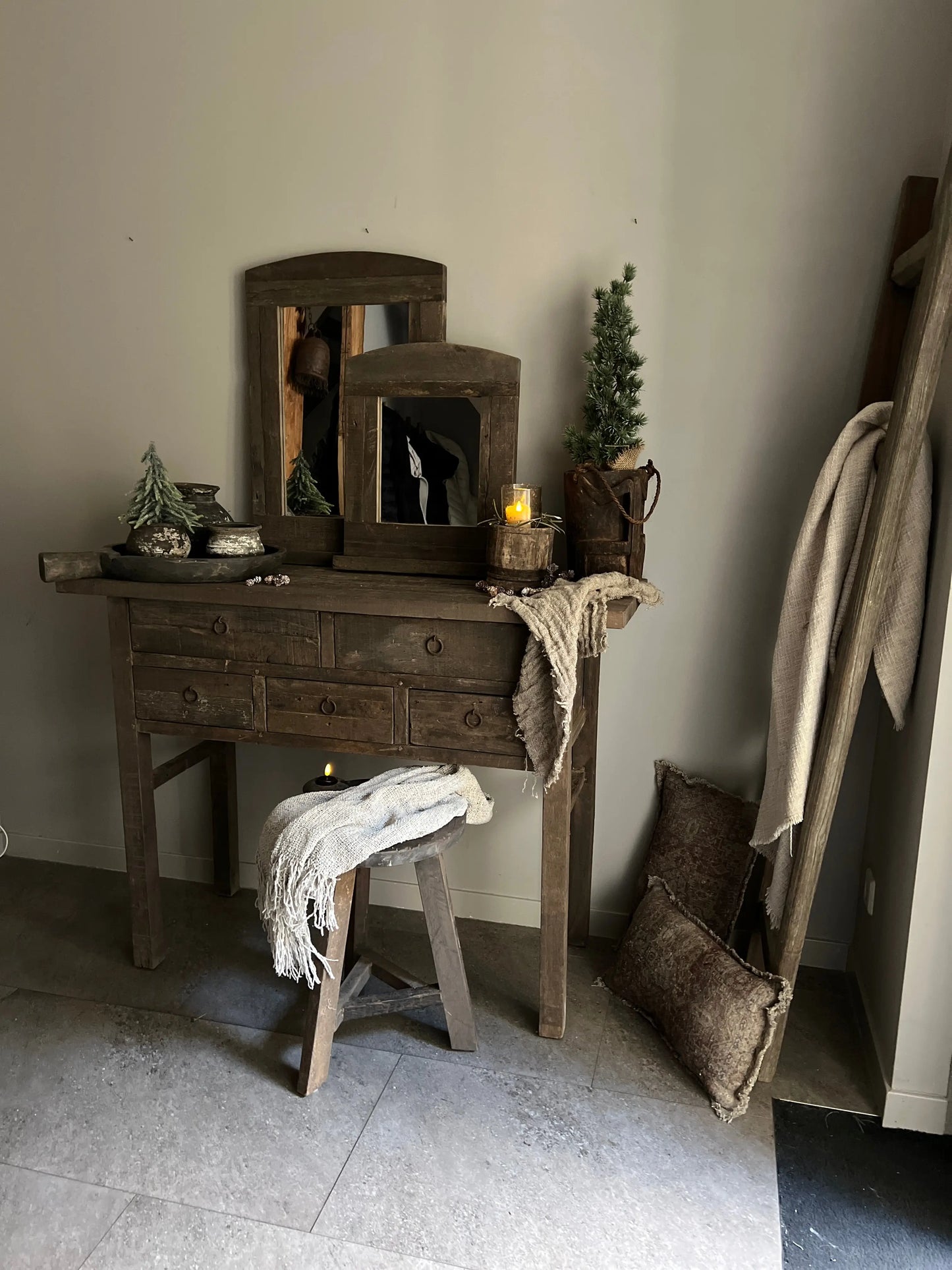 Sidetable Driftwood with 5 drawers - Trapa Living