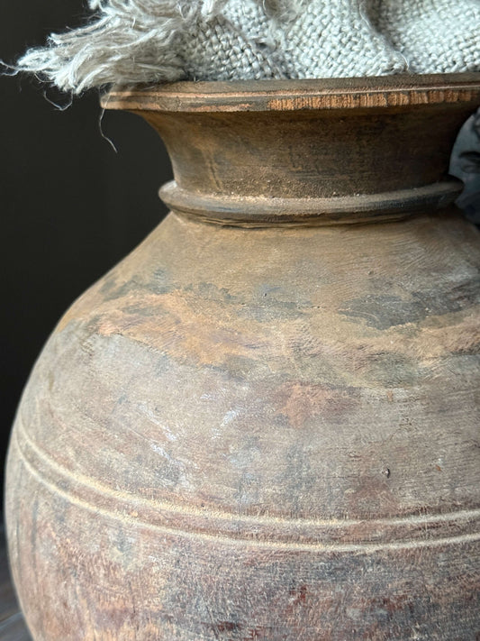 Oude Bolle Nepalese Pot (LH37)