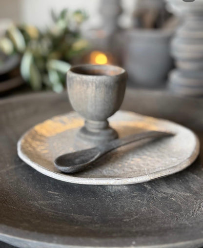 Eierhouder met 6 eierdopjes – AURA PEEPERKORN